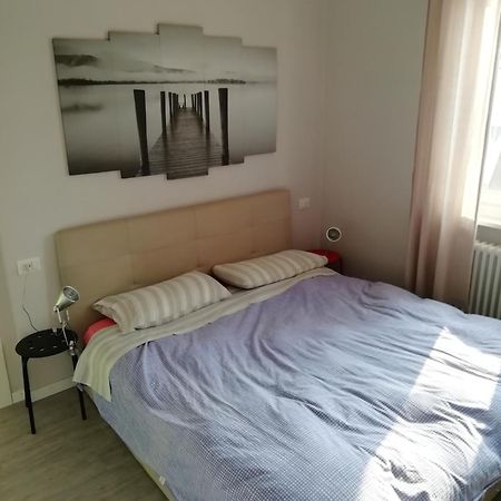 Delizioso Trilocale Lodi Citta Apartment ภายนอก รูปภาพ